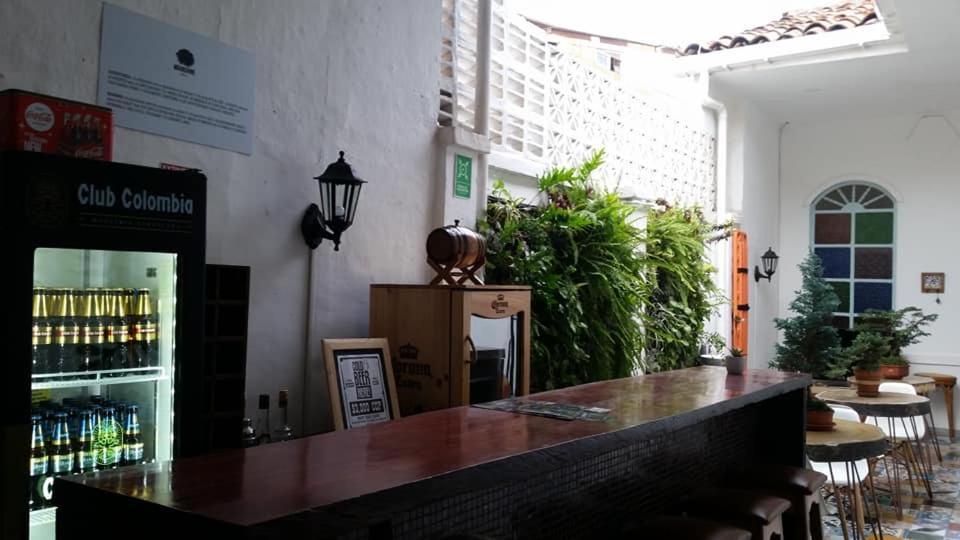 Moonshine Boutique Hostal Cali Exterior foto